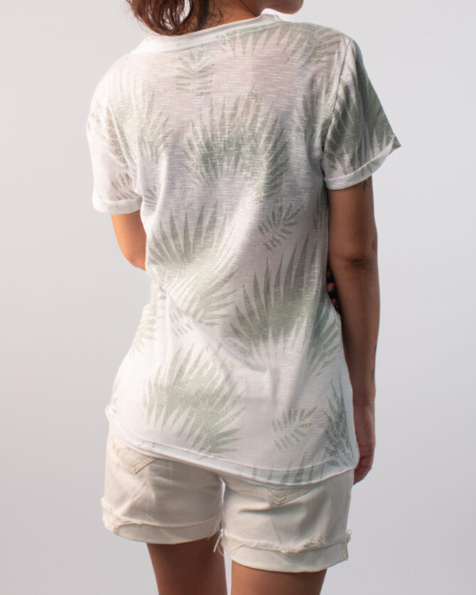 CAMISETA LOOSE V FOLHAGEM FEMININA CORONA BRANCO