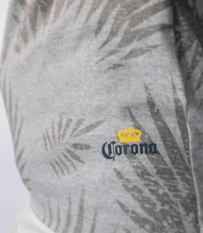 CAMISETA LOOSE V FOLHAGEM FEMININA CORONA CINZA